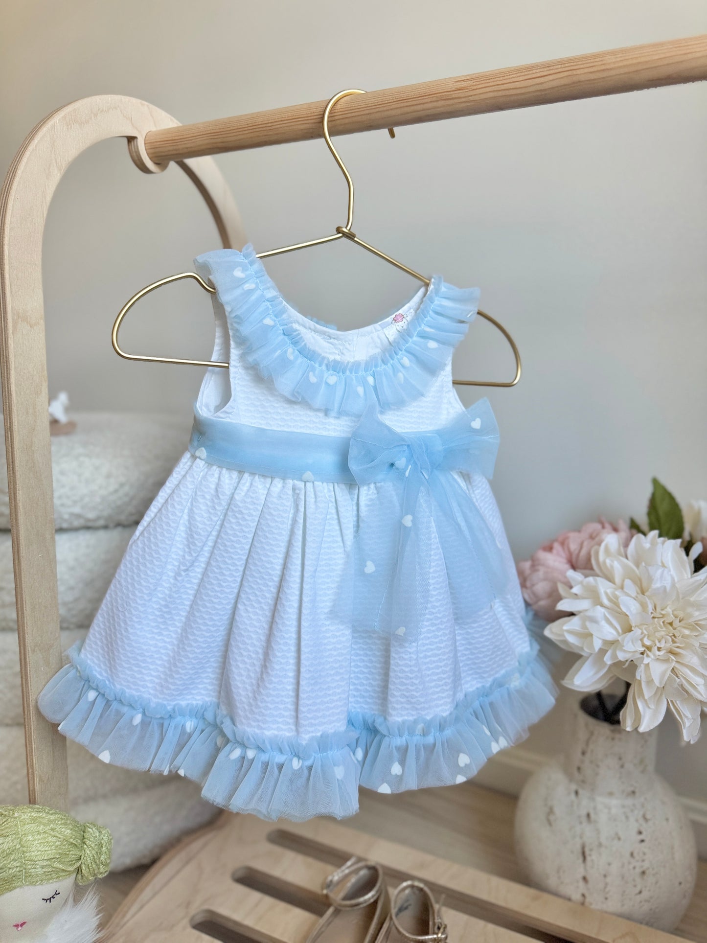 Ava Dress - White & Light Blue