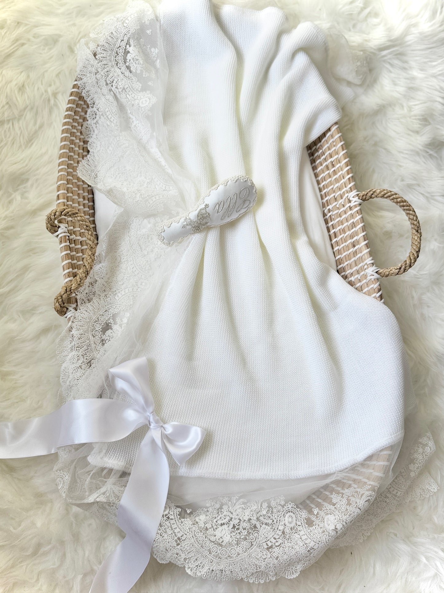 Victoria Blanket - White