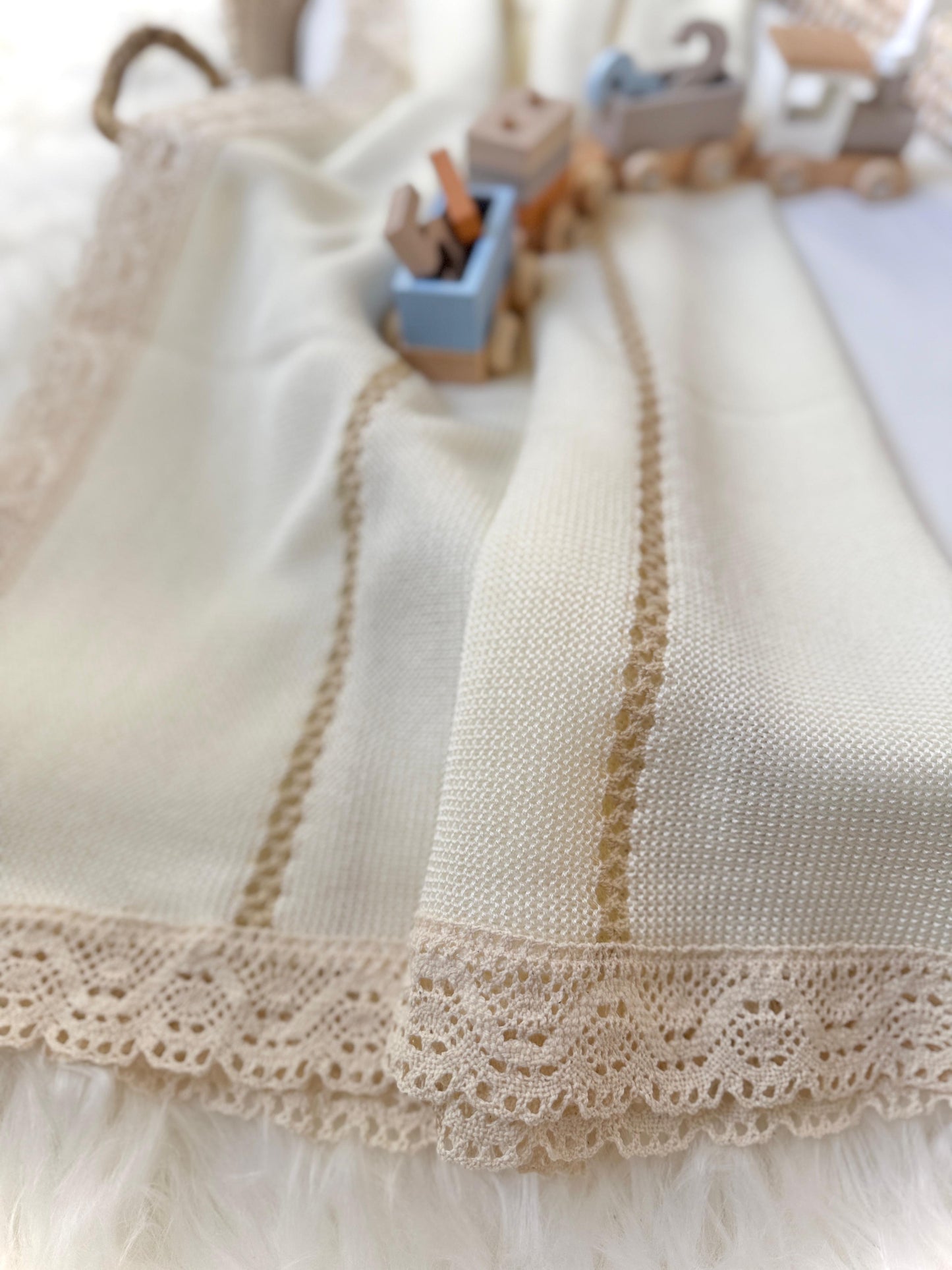 Paris Blanket - Cream/Beige
