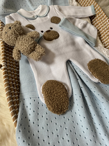 Noah Overall - White