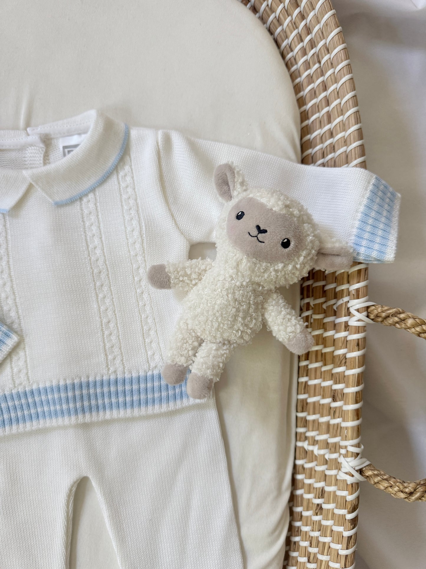 Mario Knitted Set - White/ Blue