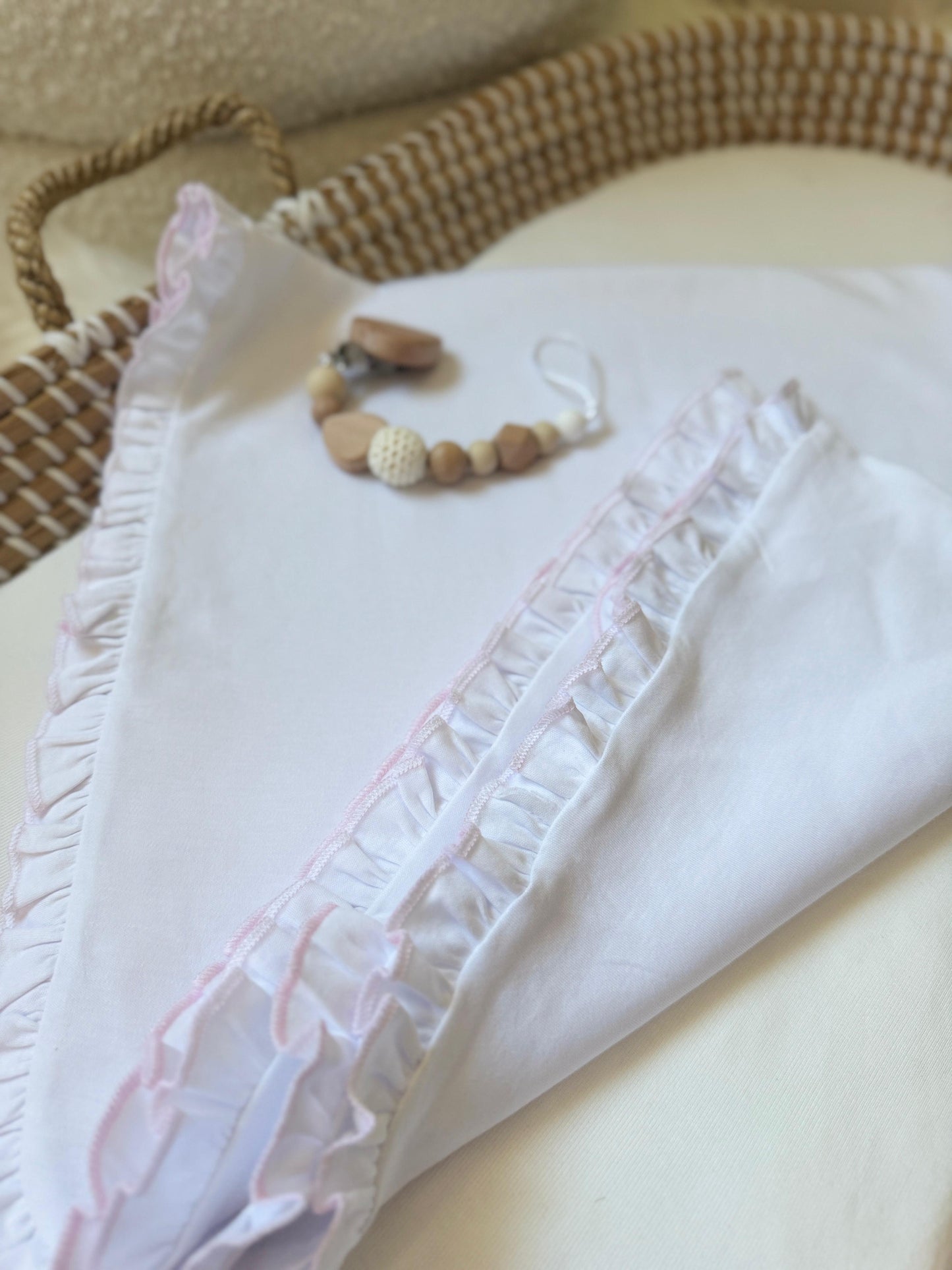 Elodie Blanket - White & Pink