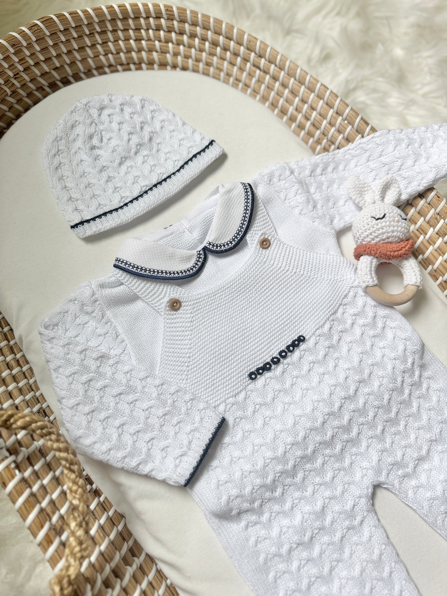 Jude Overall - White/Navy Blue