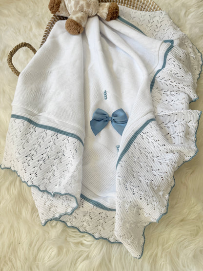 Marina Blanket - White/ Dark Blue