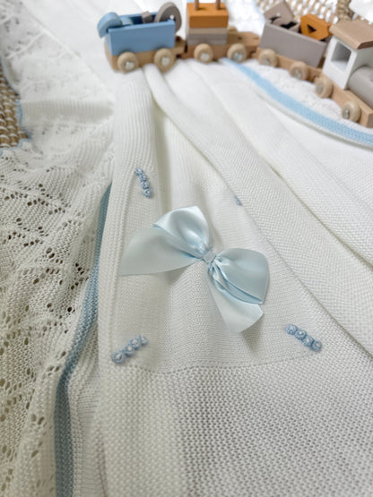 Marina Blanket - White/ Light Blue